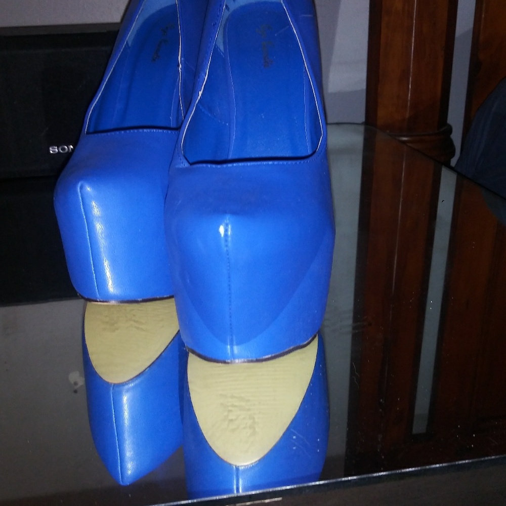 Pumps - Picture 7 of 7